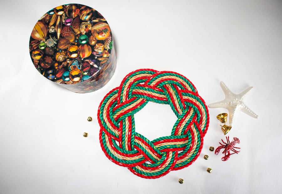 Christmas Swirl Sailors Wreath - Gingerbread